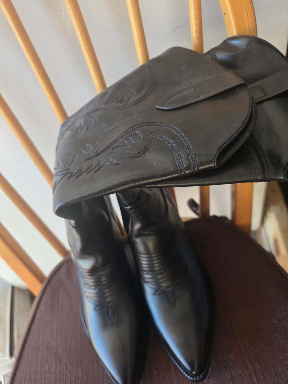 ISNOM Black Cowboy Boots Size 8.5 US / 39 EU New